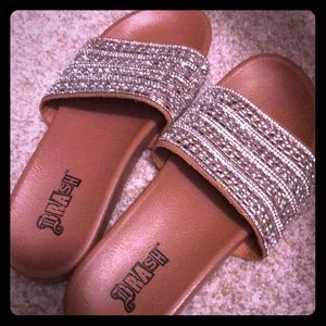 Different shaped diamond beaded Sandals